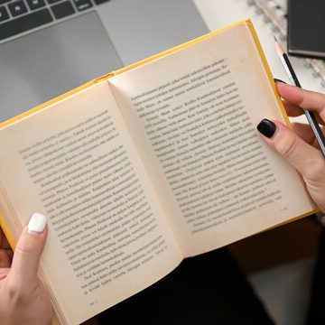 ഓർമയുടെ മഴവില്ല് | മാധവൻ നായർ